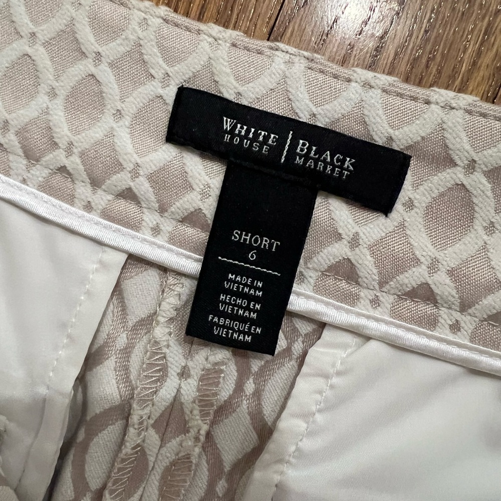 WHBM Shorts - Picture 4 of 5